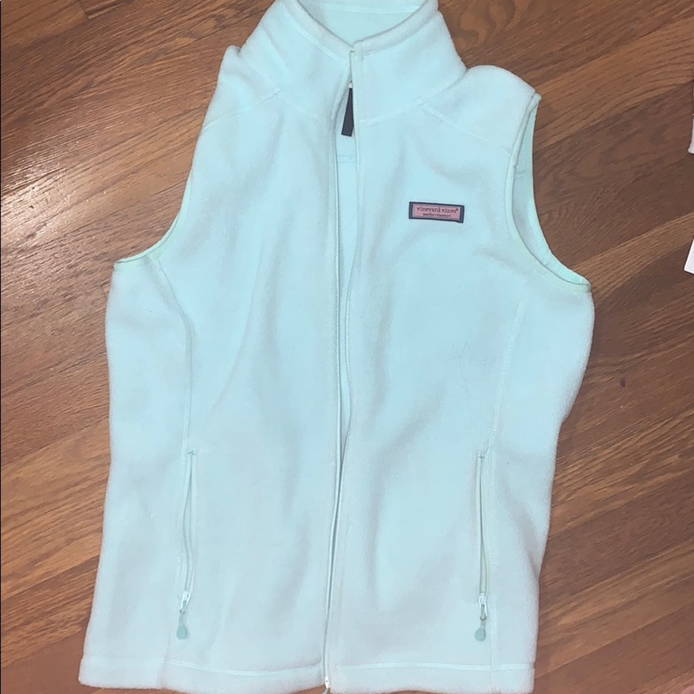 Vineyard Vines Westerly Vest - Picture 2 of 5